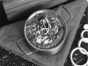 Soya Chaap Gravy