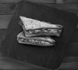 Tandoori grilled sandwich [3 layer]