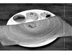 Ghee Cashew Rava Dosa