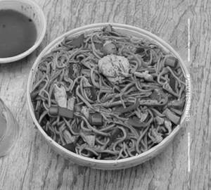 Schezwan Chicken Noodles