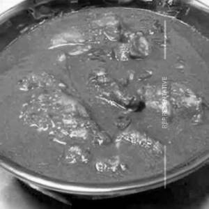Chettinadu Chicken (Semi Gravy)