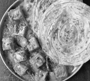 Butter paneer masala with lachcha paratha