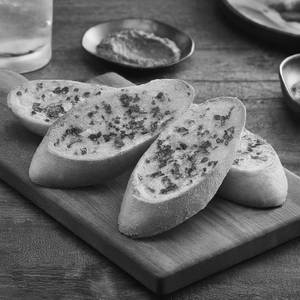 Peri Peri Garlic Bread