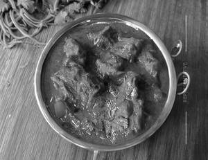 Nattu Kozhi Kulambu