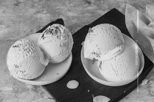 Kesar Pista Ice Cream