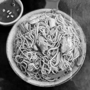 Chicken Singpuri Noodles