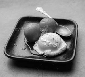 Gulab jamun with vanilla ice cream