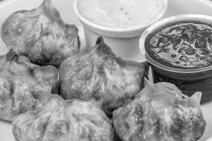 Chicken Momos Fry 6