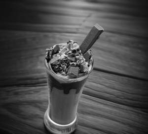 Kitkat Chocolate Shake