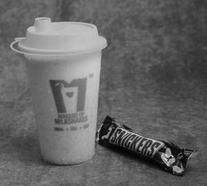 Snickers Thick Shake