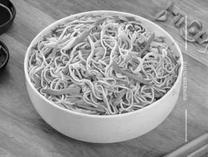 Veg Hakka Noodle