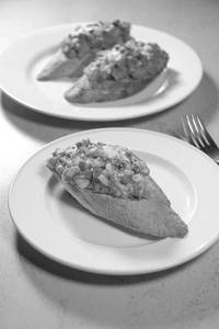 Bruschetta Cheese Chilli (305 Kcal) (2 Pcs) (200 g)