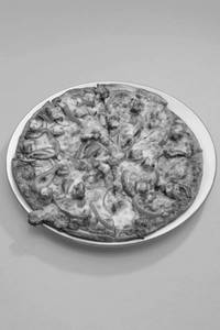 11" Fresh Dough Pizza Paneer Tikka (279.7 Kcal) ( 500 g)