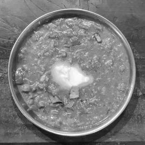 Vagharelo Rotlo with Butter