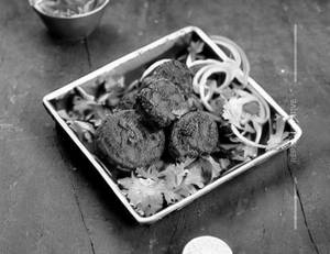 Kalmi Kebab