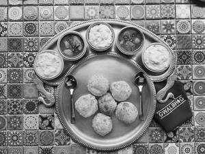 Shrikhand Poori Sabji Combo