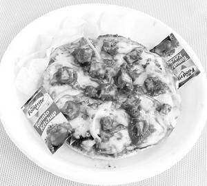 8" Cheese Tikka Pizza