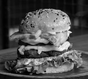 Martins Special Burger