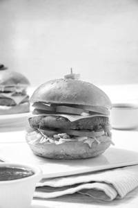 Veg Burger Sliders (177.2 Kcal)