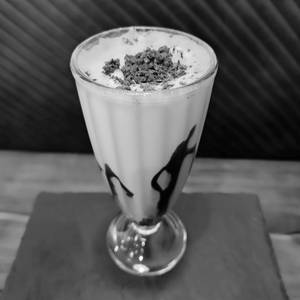 Chocolate Quadrantini Waffer Shake