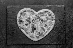 Heart Pizza