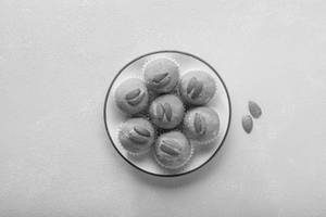 Besan Ladoo
