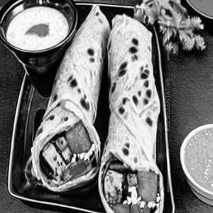 Veg Sunny Leone Roll