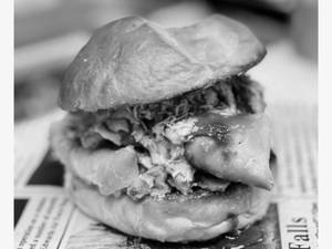 Bun Samosa Burger