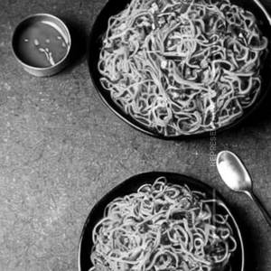 Schezwan paneer noodles