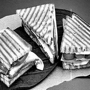 Paneer Picante Cheese Sandwich