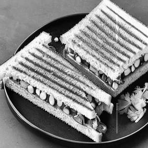 Mushroom Corn Sandwich