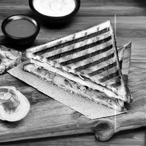 Veg. Grilled Sandwich