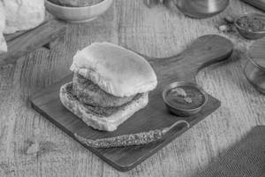 Vada Pav (1 pc)