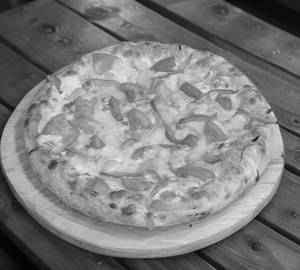 Capsicum Pizza Serves 4(9 Inch)