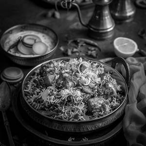 VEGETABLE DUM BIRYANI WITH MINT RAITA [ 650 Ml Serves 1- 2 ]