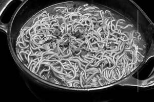 Egg Schezwan Gravy Noodles