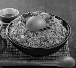 Egg chicken schezwan fried Rice