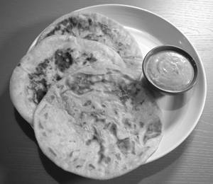 Aloo Tawa Paratha [Set of 2]