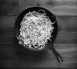 Mix Veg Hakka Noodles