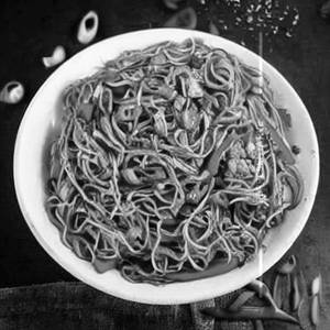 Veg Chilli Garlic Hakka Noodles