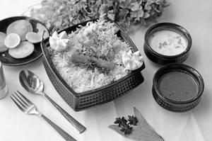 Student Chicken Dum Biryani (550gm)