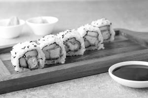 Crispy Tofu & Avocado Sushi Roll Uramaki