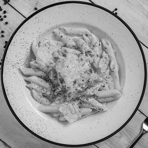 Nonnas Alfredo