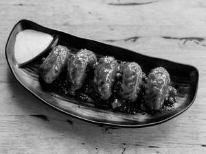 Schezwan Chicken Momos