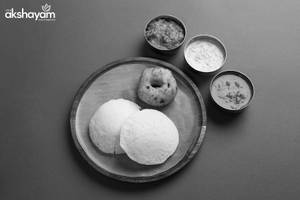 2 Idly + 1 Medhu Vada Combo