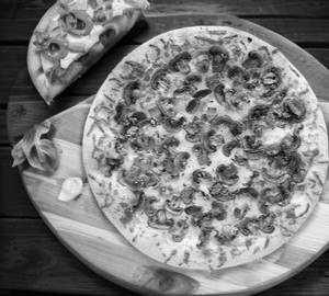 Garlic Mushroom Pizza