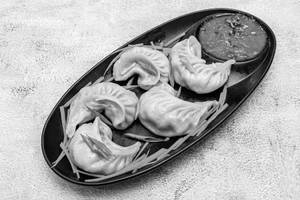 Peri Peri Veg Steamed Momos