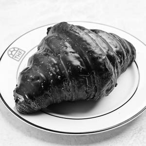 Chocolate Croissant [1 Piece]