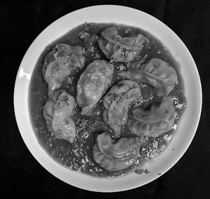 Paneer Gravy Momos