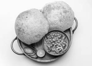 Chole Bhature- 2 Pcs